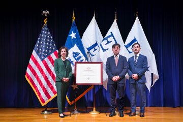 Компания Hiossen Implant была удостоена Президентской премией President’s “E” Award 2023